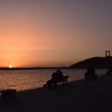 Spiretas * Naxos City